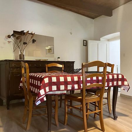 Gite La Serre - Maison De Village Au Calme Et Au Coeur Des Plus Beaux Sites Ardechois Grospierres Extérieur photo