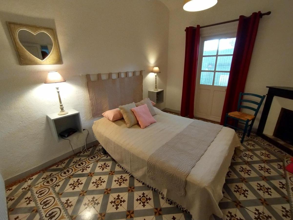 Gite La Serre - Maison De Village Au Calme Et Au Coeur Des Plus Beaux Sites Ardechois Grospierres Extérieur photo