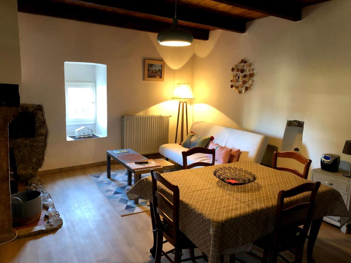 Gite La Serre - Maison De Village Au Calme Et Au Coeur Des Plus Beaux Sites Ardechois Grospierres Extérieur photo